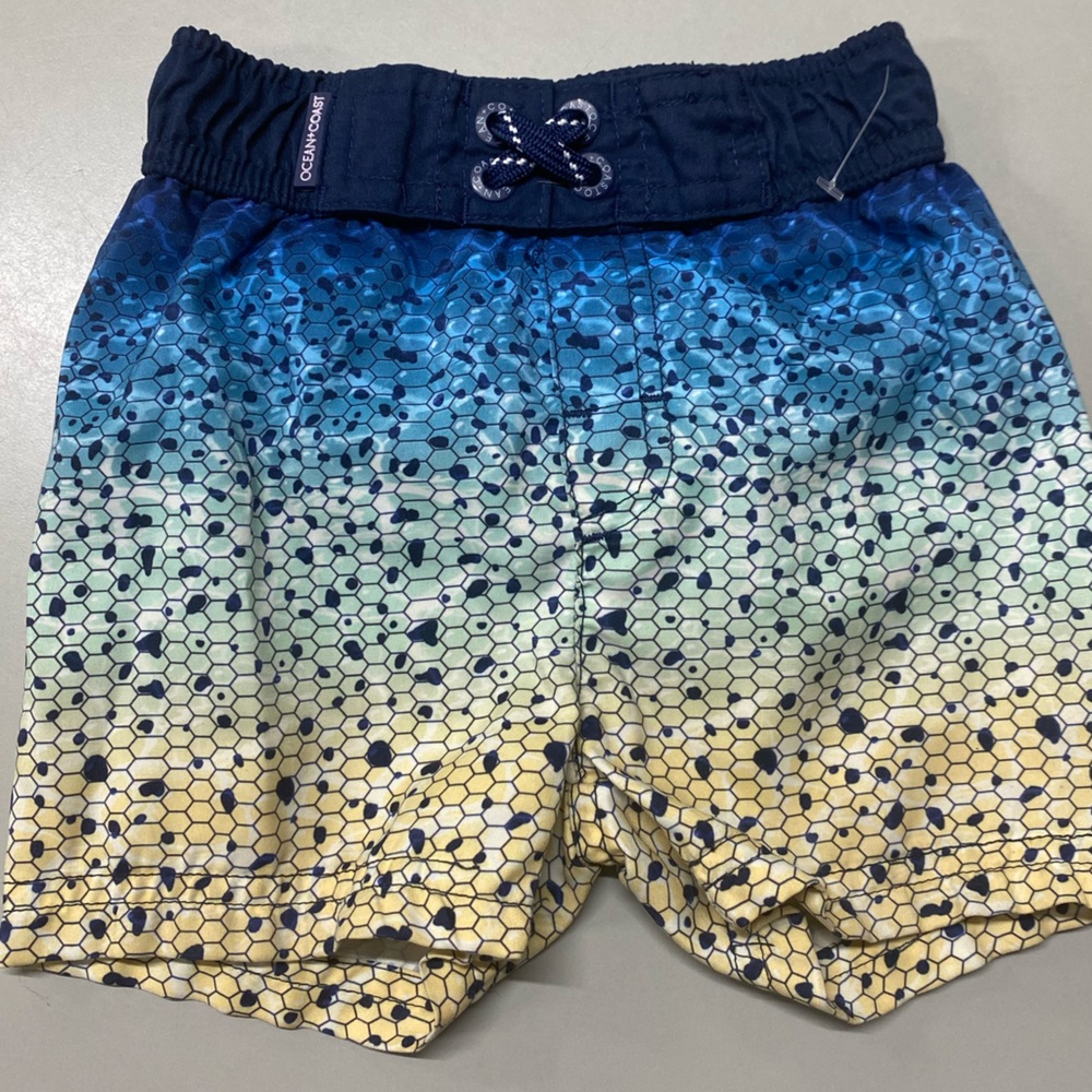 Ocean Coast boys swim trunks size 18m great condition!
